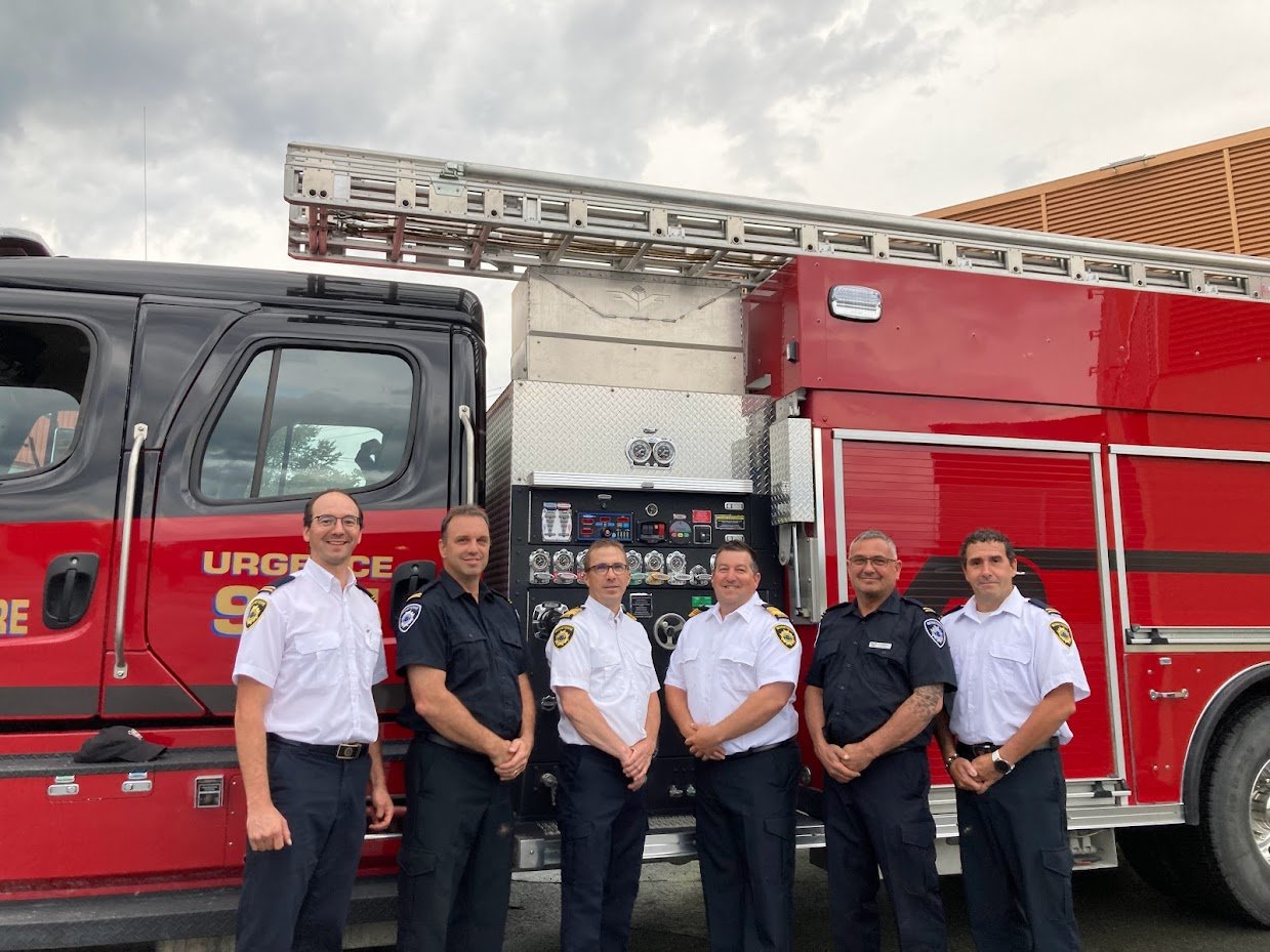Une photographie des 6 officiers du SSI Senneterre